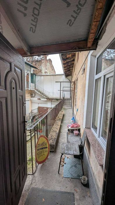 Трикімнатна квартира для оренди на вул. Федьковича, 14