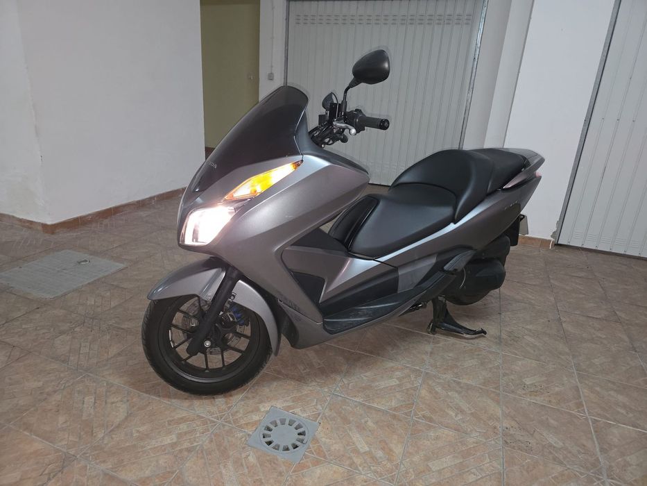 Honda Forza