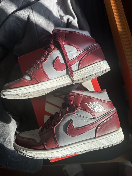 Tenis jordan pouco tempo de uso