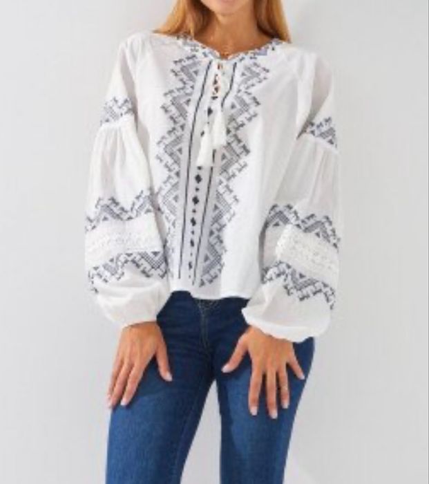 Жіночі вишиванки рoзмір L