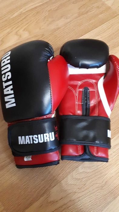 Боксерские перчатки .   Matsuru