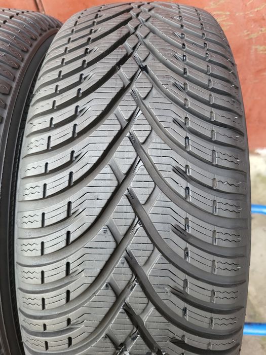 205/55/17 R17 Kleber Krisalp HP3 4шт ціна за 1шт шини