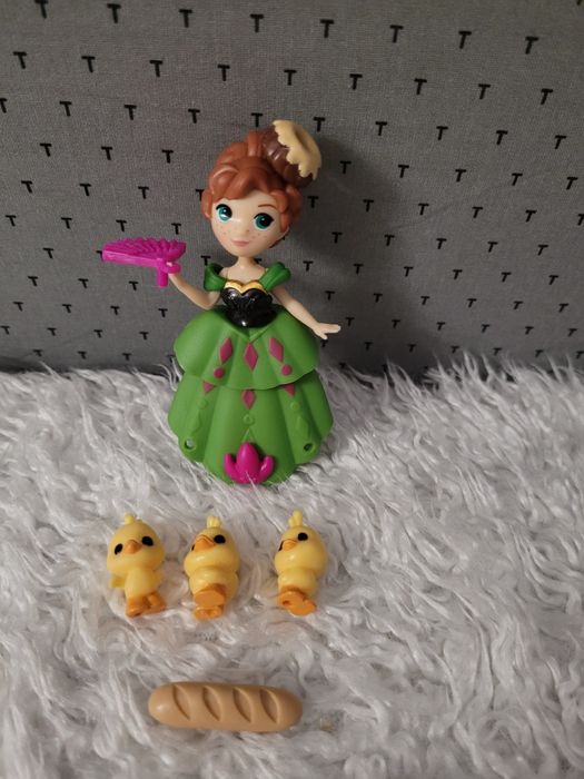 Hasbro - Disney - Anna z Krainy Lodu.