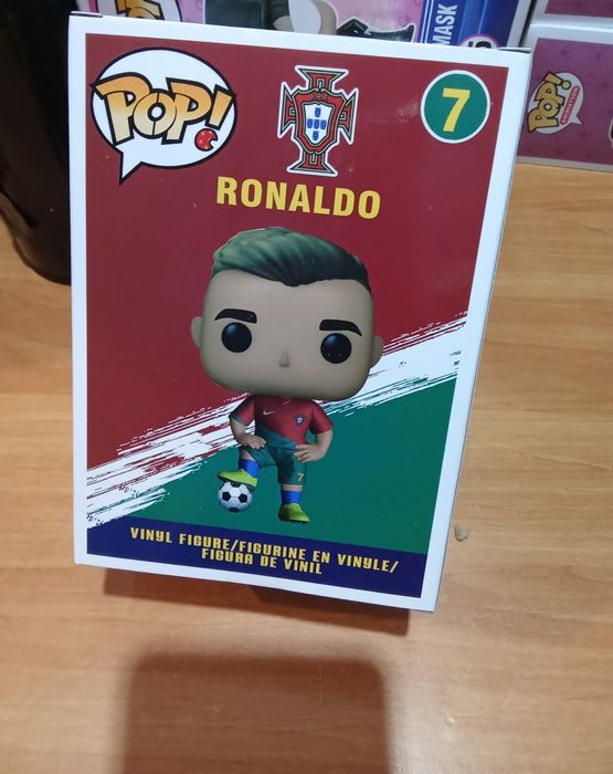 Ronaldo 7 Portugal figura nova em caixa