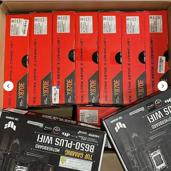 Лот 12 материнських плат X870 ROG STRIX, B650 Asus