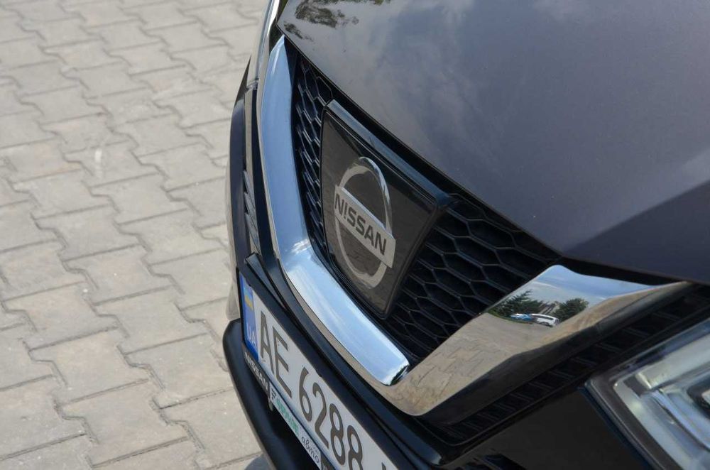 Продам NISSAN QASHQAI 2.0 AWD 2017 года выпуска