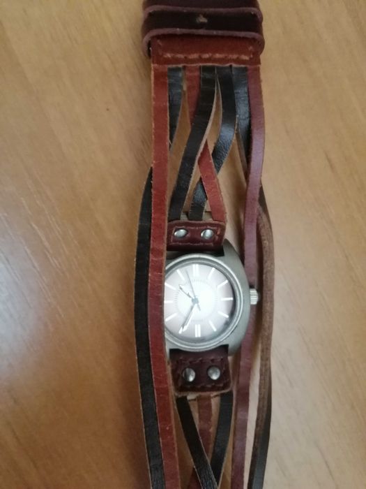 Часы-браслет Kahuna, оригинал, этно-стиль