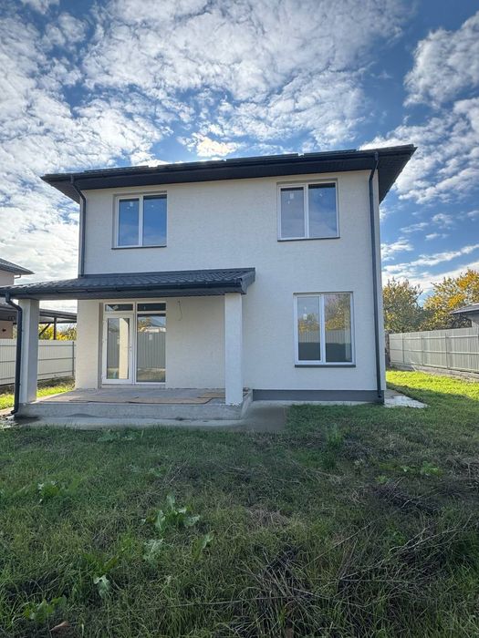 Продаж будинку в центрі Крюківщини