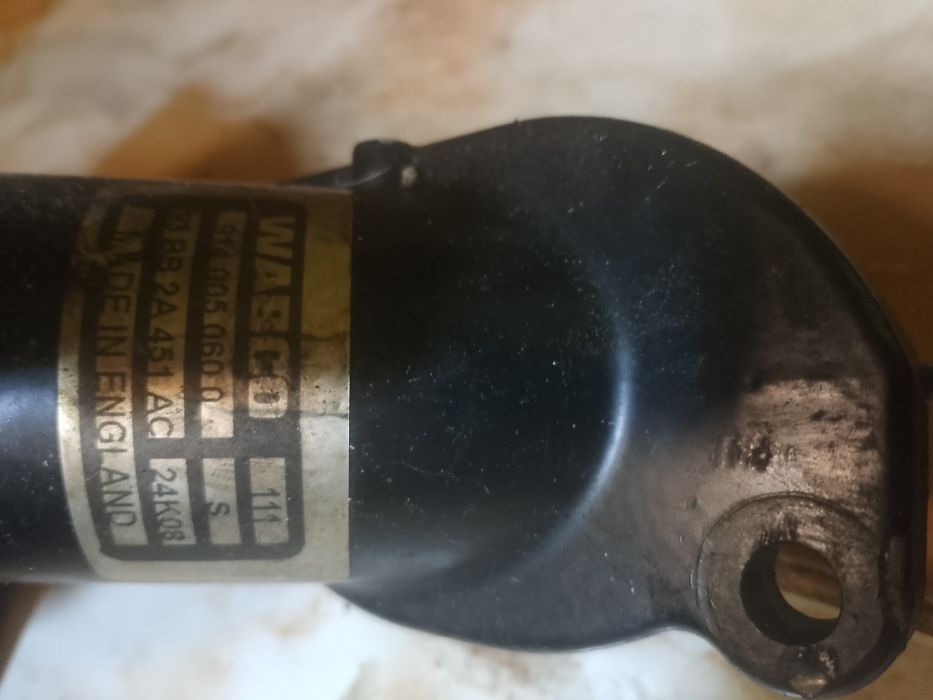 Вакумний насос Форд Конект