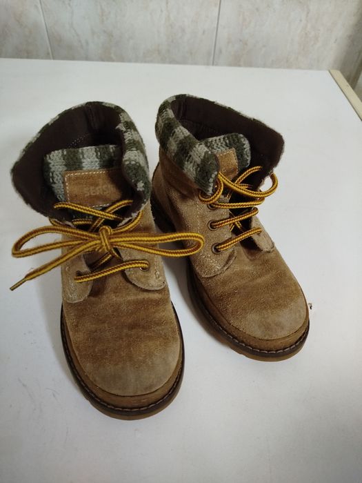 Botas criança pele
