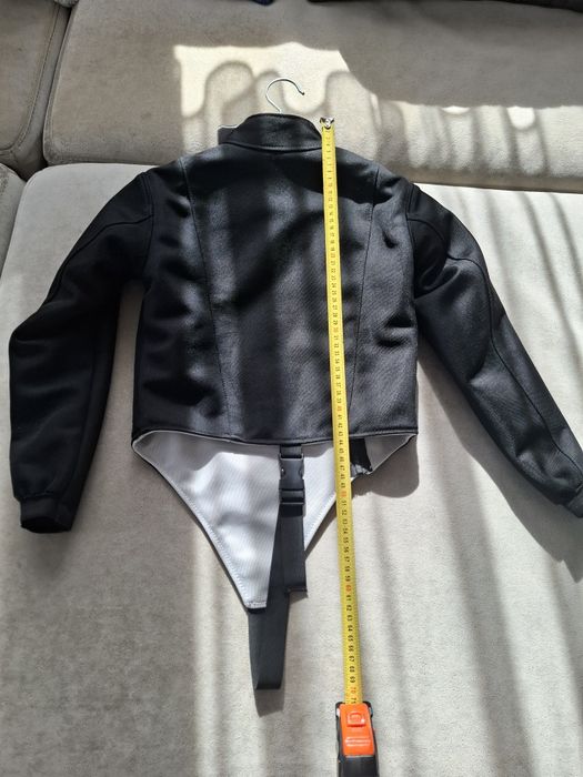 Kaftan szermierczy dla dziecka w wieku 7-10  lat.