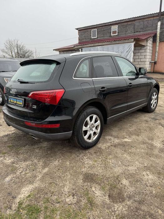 Продам авто Audi Q5