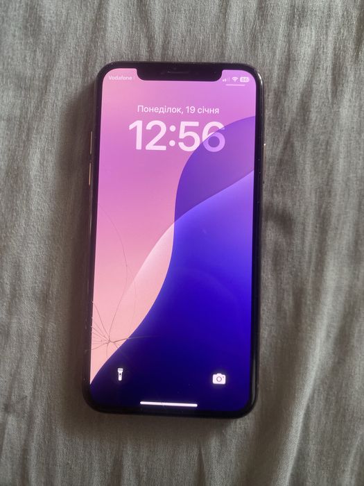 Продам айфон xs 9/10