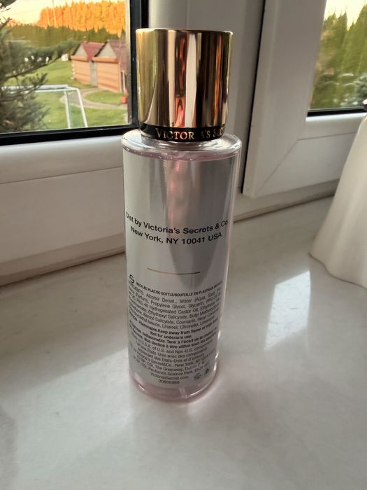 Victoria’s Secret Bombshell – mgiełka zapachowa 250 ml