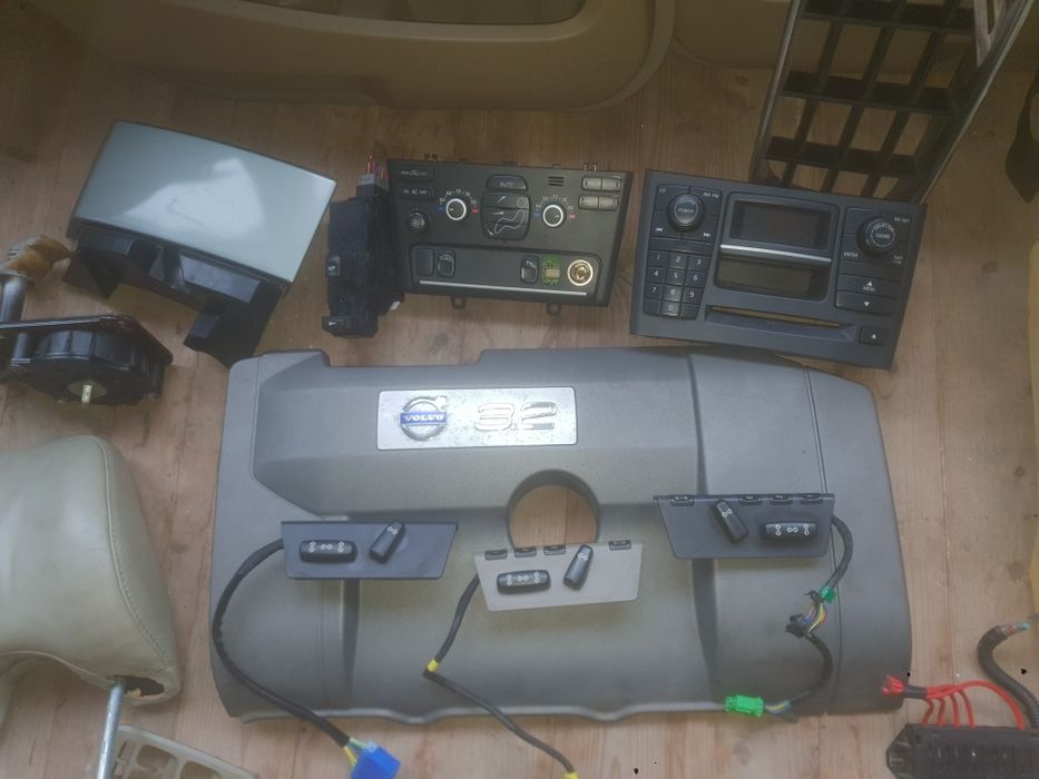 Winda kola zapasowego czesci volvo xc90