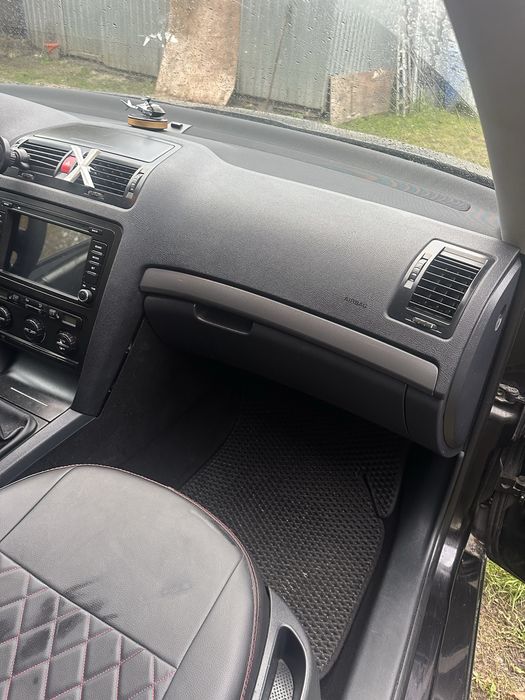 Ремні роліки замінено масло фільтра клімат працює