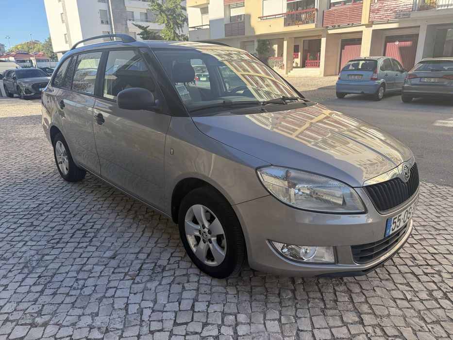 Skoda Fabia Break 1.2 TDi Ambition Nacional — photo 2