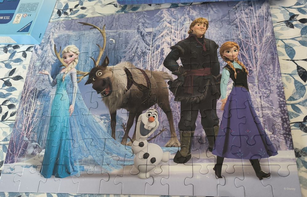 Puzzle's 100/180 peças