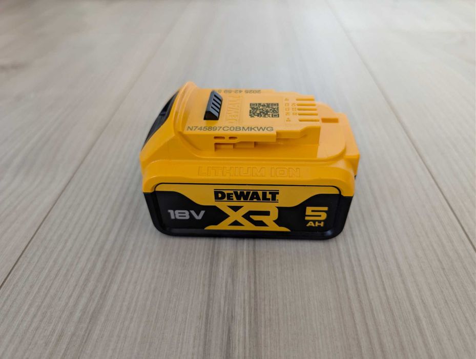 Akumulator DeWalt DCB184 18V, 5 Ah, 90 Wh, nowy