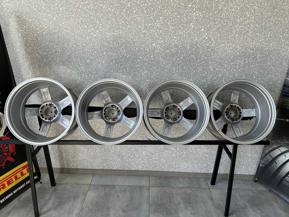 Диски BMW 5/120 R18 8,5J ET:45 Dia:74.1