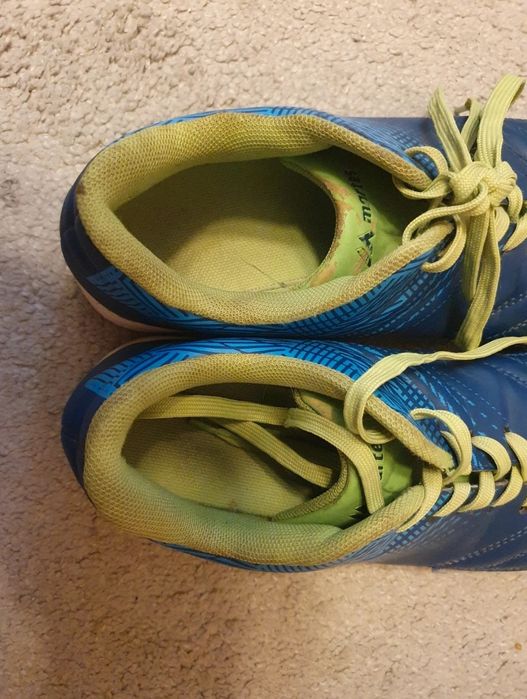 Buty do piłki nożnej turfy