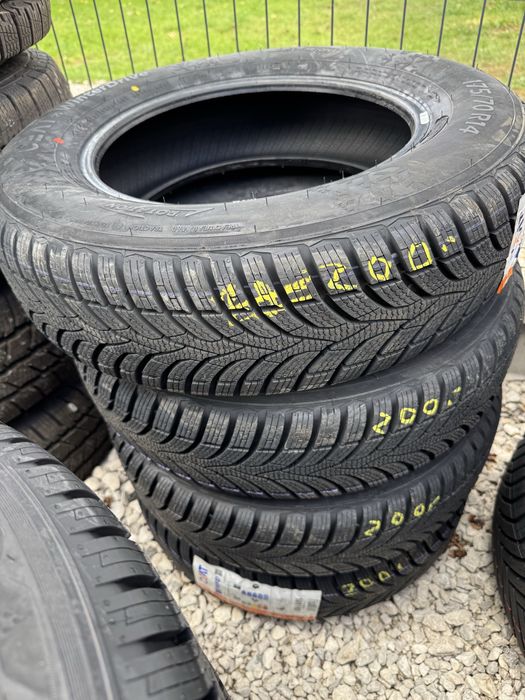 Nowe opony zimowe 175/70/14 Ceat 2026r