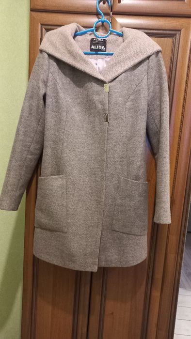 Пальто на весну теплое, осінне пальто