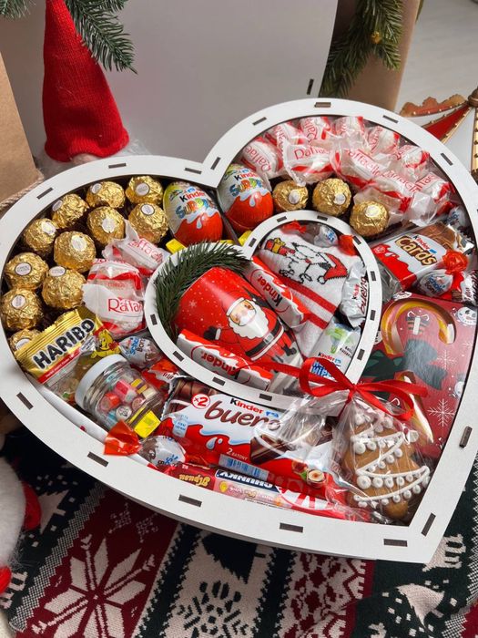 Подарункові бокси до Новорічних свят з доставкою по Україні