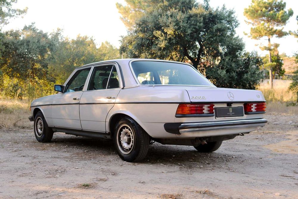 Mercedes-Benz 300D W123 - Caixa aut. foto 5