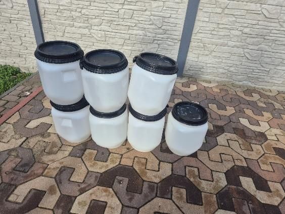 Sprzedam beczki plastikowe 20l