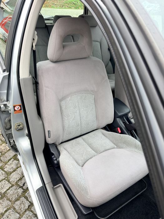 115 mil kms Almera 1.5 16V NOVO