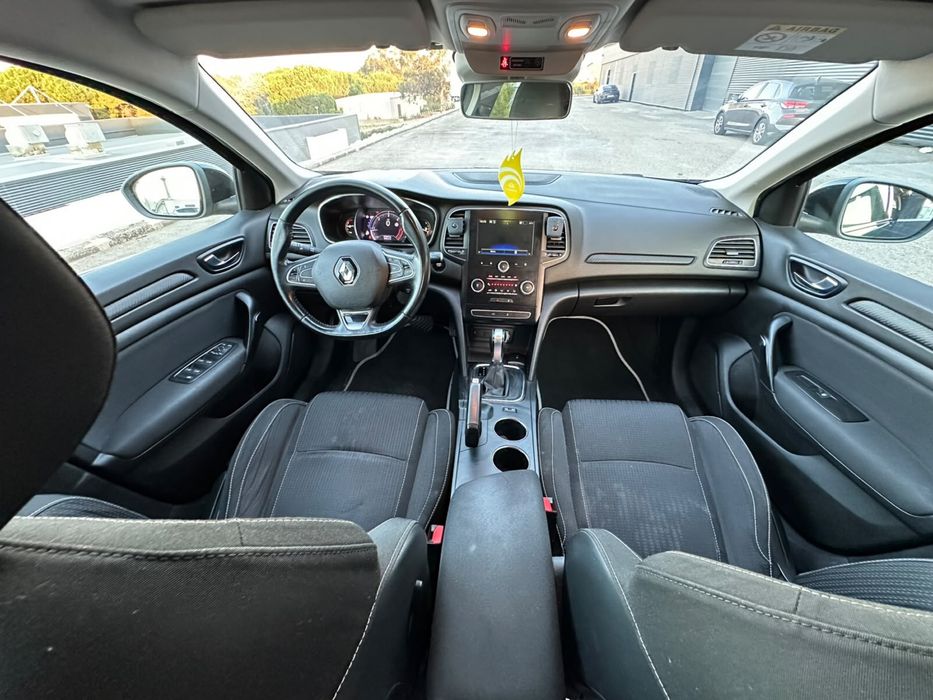 Renault Mégane 1.5 Blue dCi 115cv EDC | Automático | Impecável
