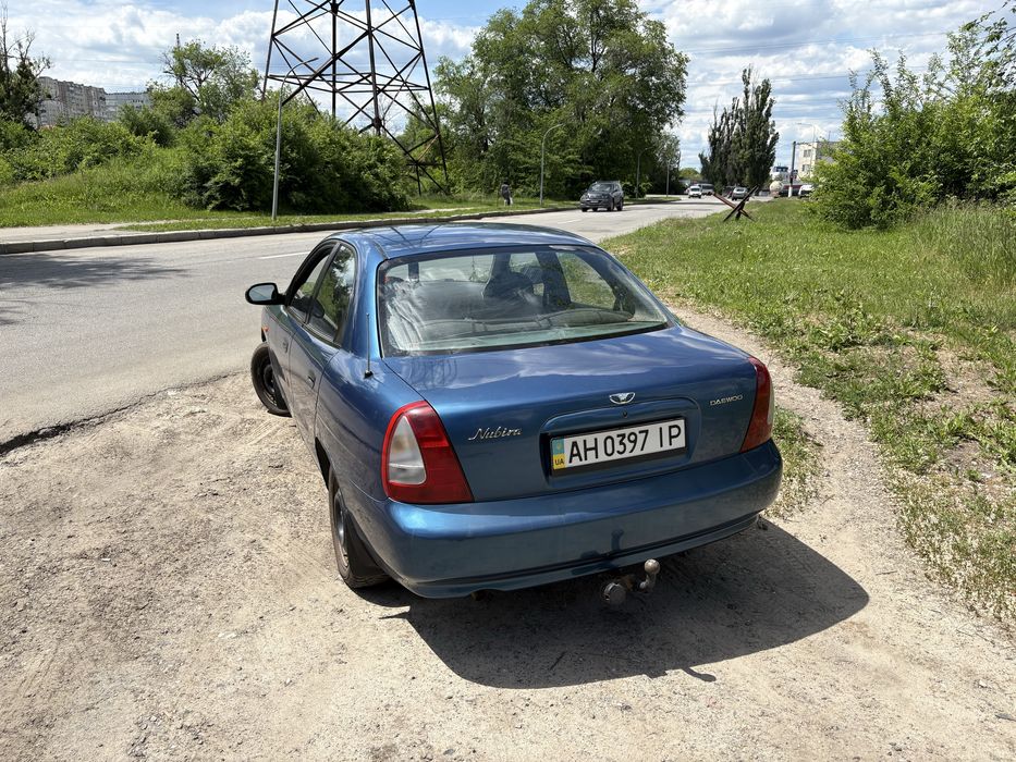 Продам део нубіру 1998 року