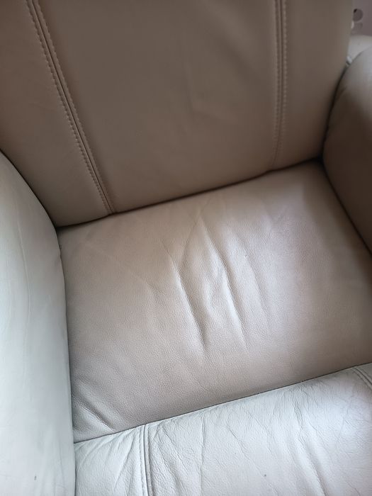 Sprzedam zestaw dwa fotele plus sofa