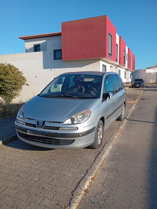 Peugeot  monovolume 807