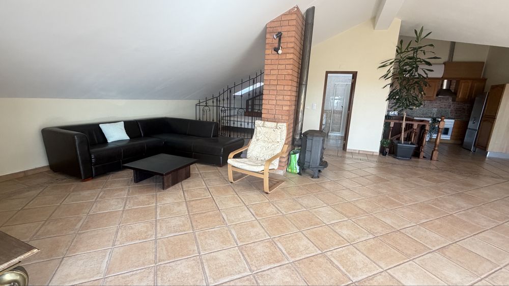 Aluguer T1/2 apart com 145 m2 , vista de Mar