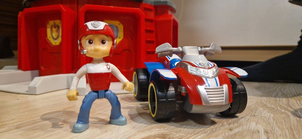 Pieski Psi Patrol Paw Patrol The Mighty Move