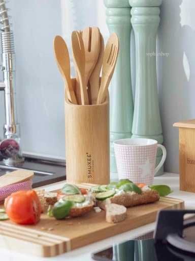 Zestaw akcesoriów kuchennych bambusowych w stojaku Smukee 7 el