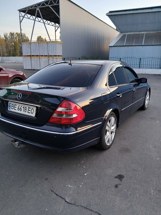 Mercedes - Benz E-class w211