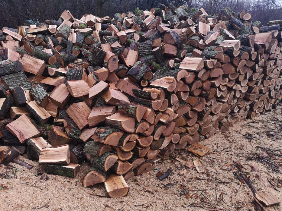 Drewno pełna paka jak na zdieciach dąb buk klon wiaz Olch brzoza sosna