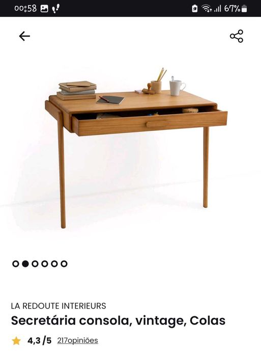 Secretária consola