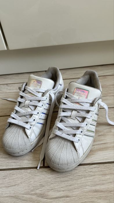 Adidas superstar