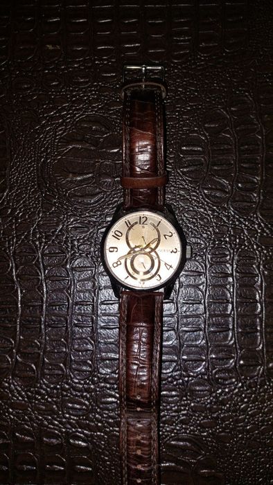 Годинник наручний GUESS