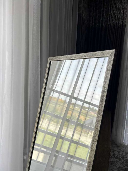 Дзеркало в рамці срібло. Зеркало в полный рост. Напольное/настенное