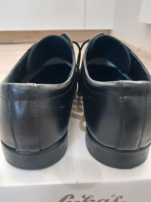 Półbuty męskie czarne  eleganckie rozmiar 38