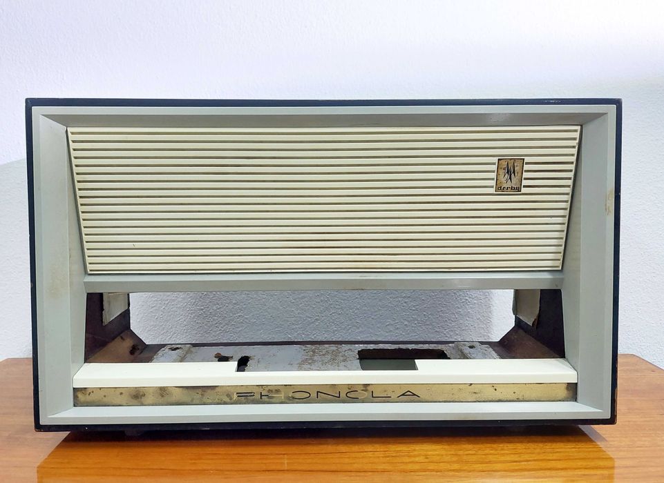 Caixa de madeira rádio Phonola Derby Modello 693-C
