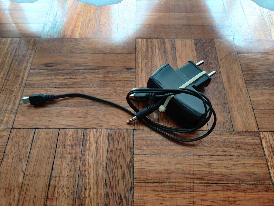 Coluna Bluetooth Preta/Cinza Qilive