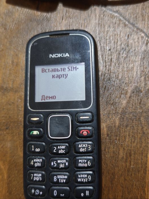 Nokia 1280 телефон