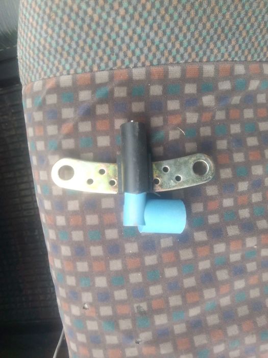 Датчик колінвала Рено 19