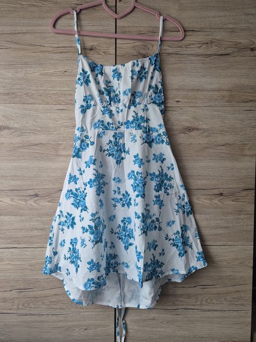 Sukienka letnia przewiewna na ramiączkach  38/M